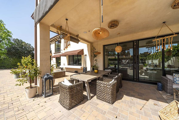 13646 patio 3