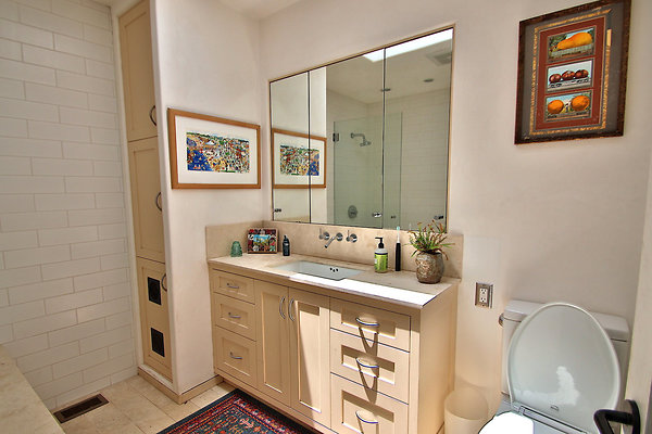 UNIVERSAL-CW045-VEN-39