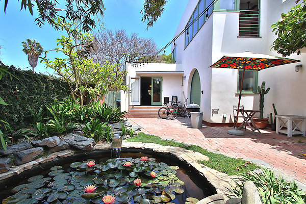 UNIVERSAL-CW045-VEN-59