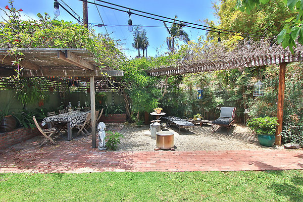 UNIVERSAL-CW045-VEN-74