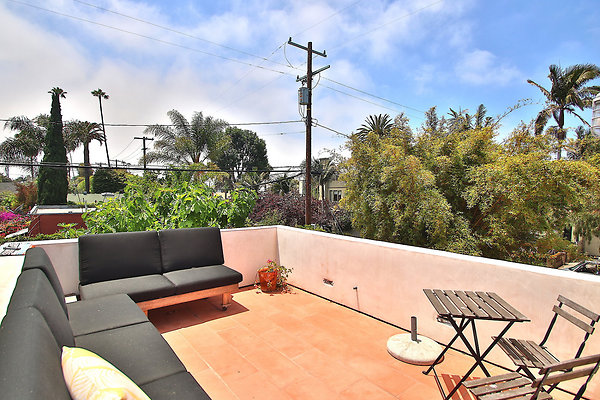 UNIVERSAL-CW045-VEN-51