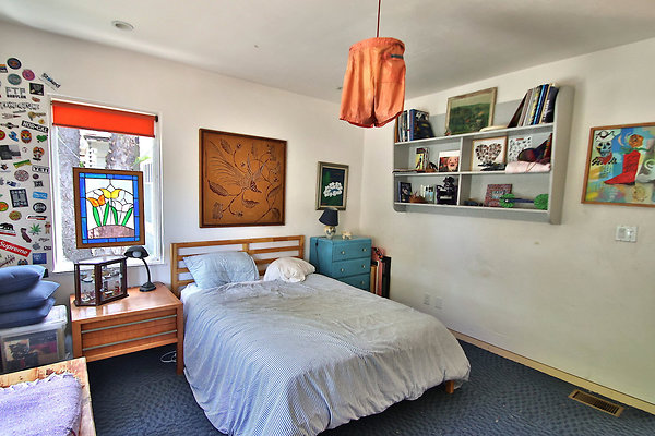 UNIVERSAL-CW045-VEN-37