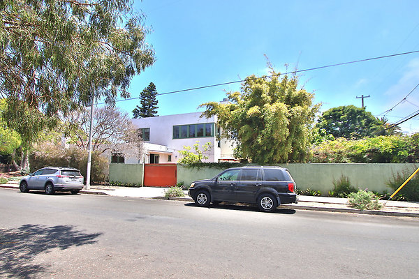 UNIVERSAL-CW045-VEN-82