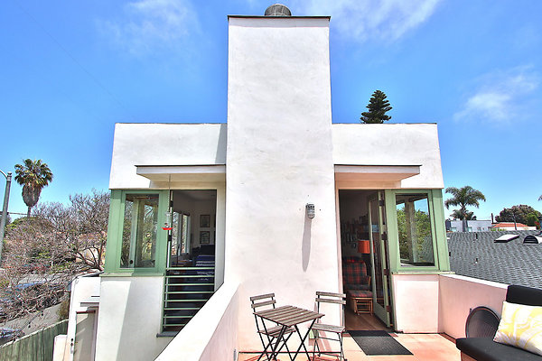 UNIVERSAL-CW045-VEN-52