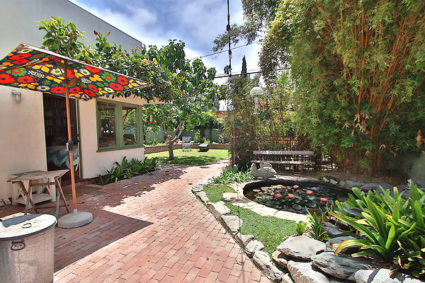 UNIVERSAL-CW045-VEN-58