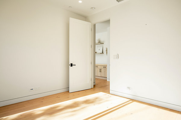 UNIVERSAL-D271-VEN-32