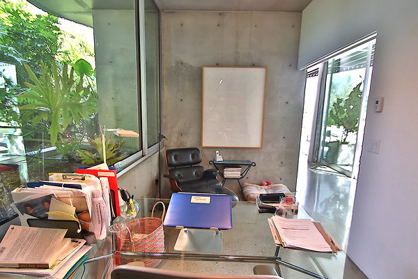 UNIVERSAL-CW043-VEN-57