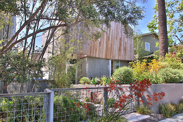 UNIVERSAL-CW043-VEN-7