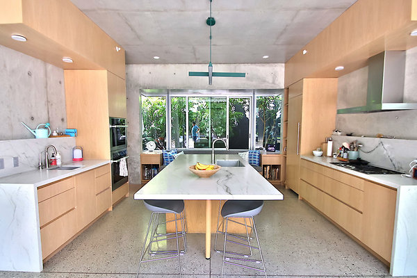 UNIVERSAL-CW043-VEN-41