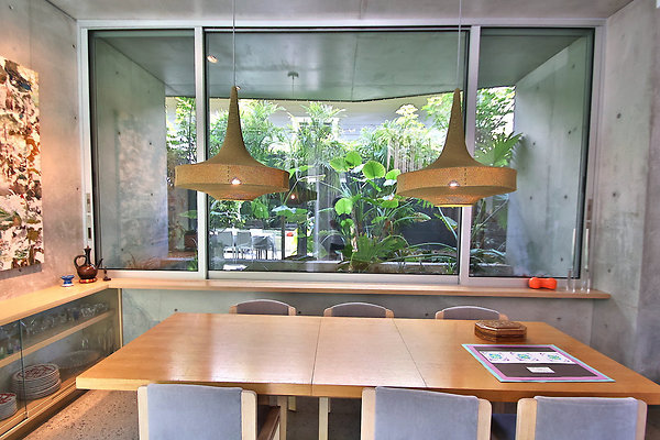 UNIVERSAL-CW043-VEN-35