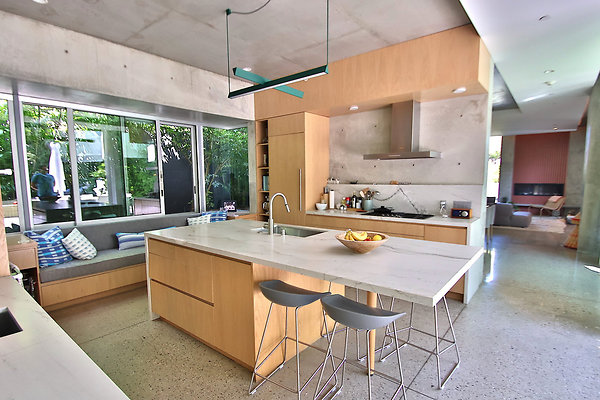 UNIVERSAL-CW043-VEN-43