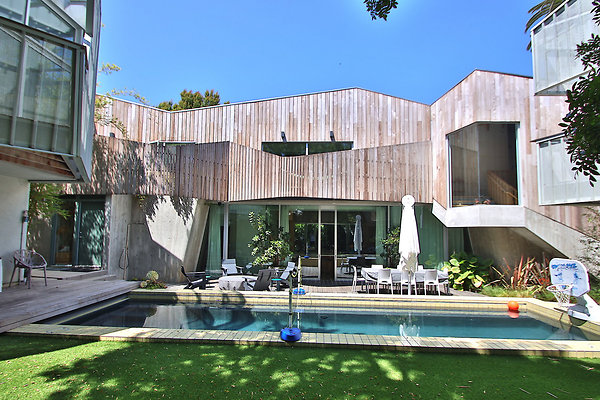 UNIVERSAL-CW043-VEN-102