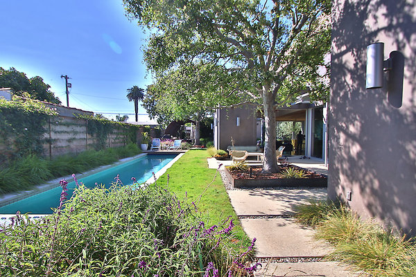 UNIVERSAL-CW048-VEN-15