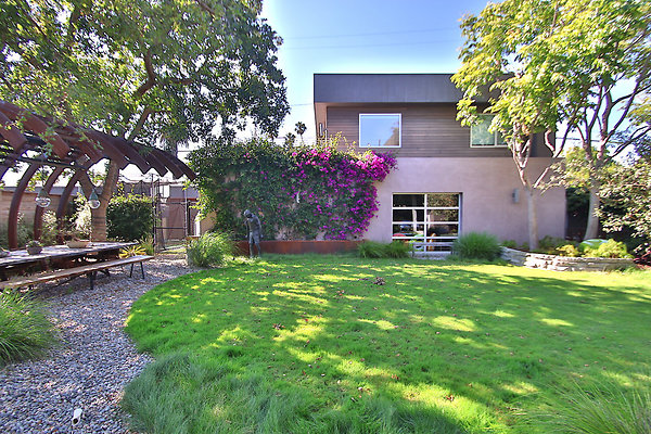 UNIVERSAL-CW048-VEN-27