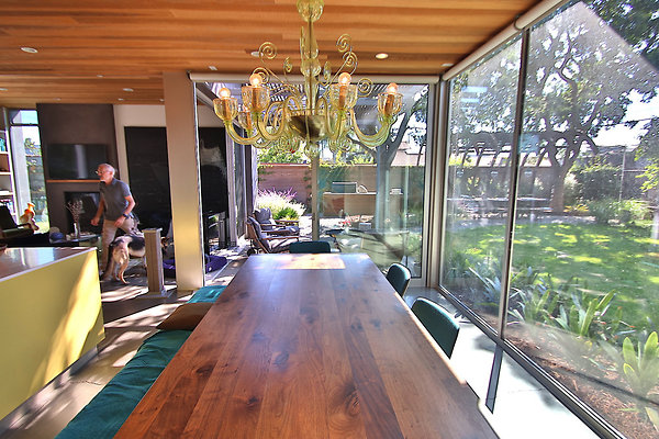 UNIVERSAL-CW048-VEN-44