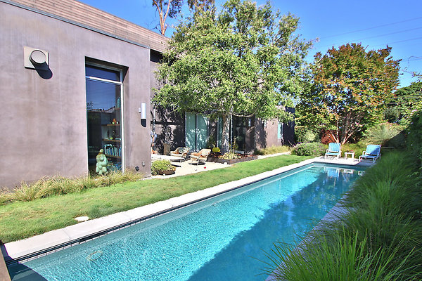 UNIVERSAL-CW048-VEN-19