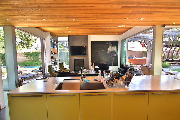 UNIVERSAL-CW048-VEN-52