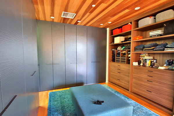 UNIVERSAL-CW048-VEN-62