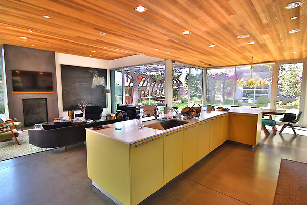 UNIVERSAL-CW048-VEN-53