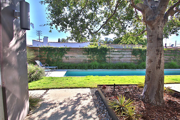 UNIVERSAL-CW048-VEN-22