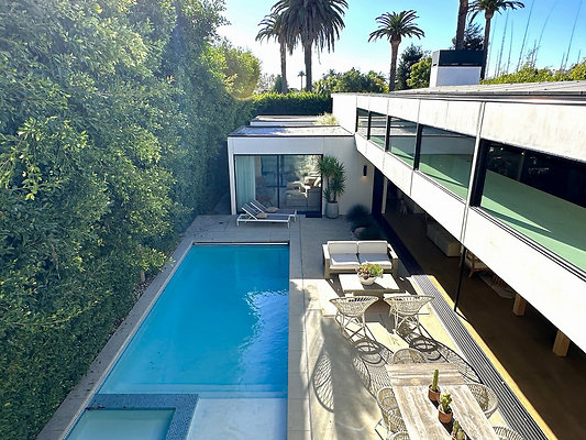 UNIVERSAL-CW180-MRV-81