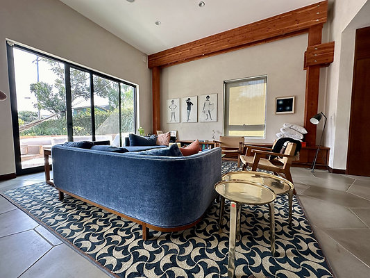 UNIVERSAL-CW163-VEN-35