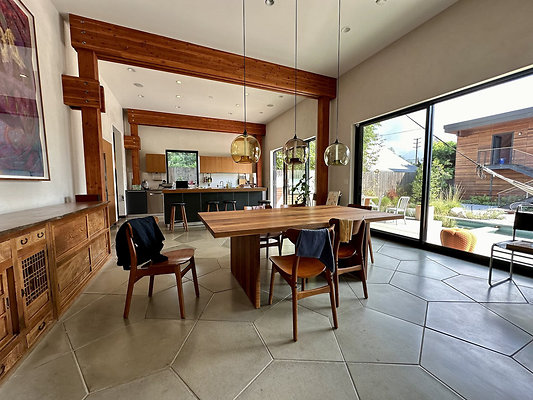 UNIVERSAL-CW163-VEN-31