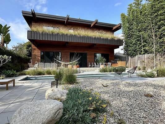 UNIVERSAL-CW163-VEN-104