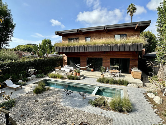 UNIVERSAL-CW163-VEN-101