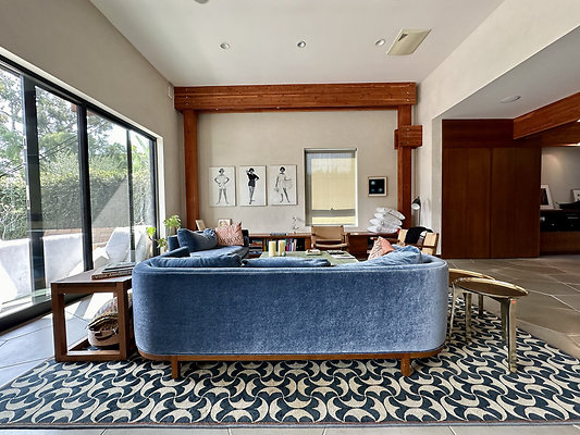 UNIVERSAL-CW163-VEN-27