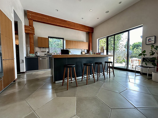 UNIVERSAL-CW163-VEN-42