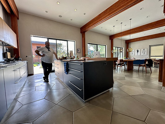 UNIVERSAL-CW163-VEN-46