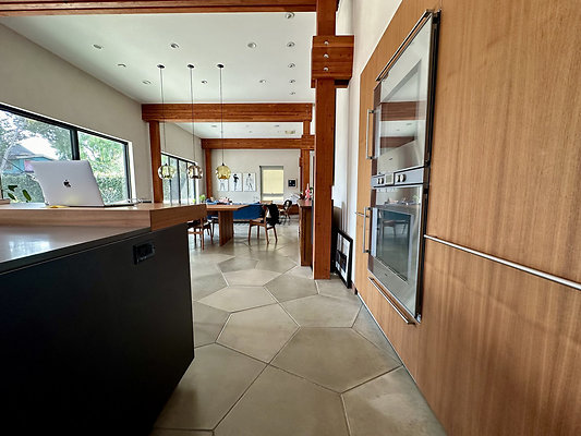 UNIVERSAL-CW163-VEN-41