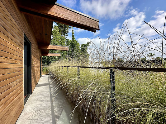 UNIVERSAL-CW163-VEN-89