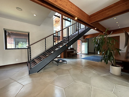 UNIVERSAL-CW163-VEN-17