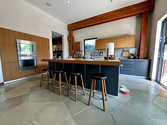 UNIVERSAL-CW163-VEN-43