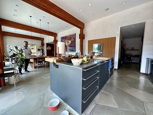 UNIVERSAL-CW163-VEN-44