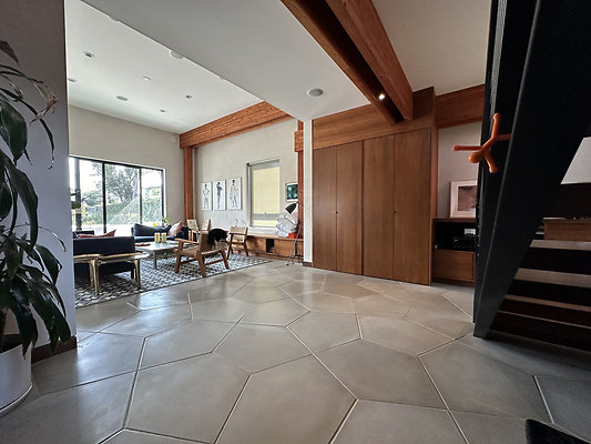 UNIVERSAL-CW163-VEN-21