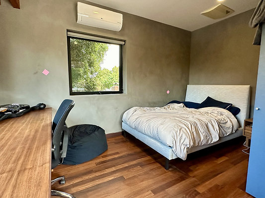 UNIVERSAL-CW163-VEN-67