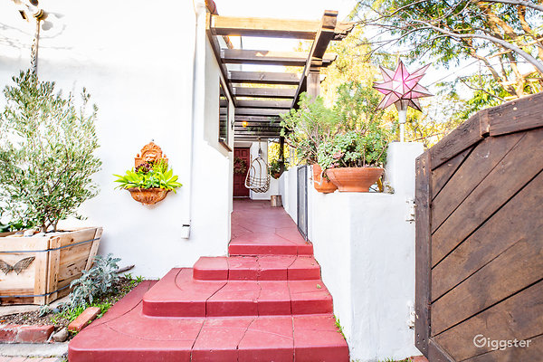 classic-venice-beach-spanish-colonial-25