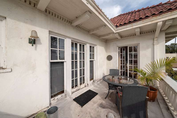 11892 balcony 6 11892 balcony 6