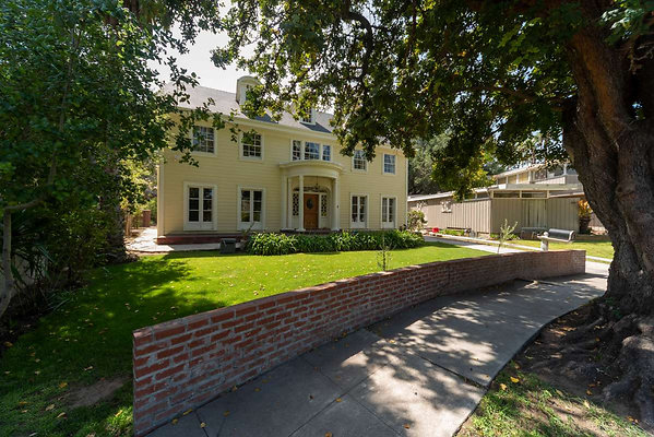 CAST LosAngeles 12394