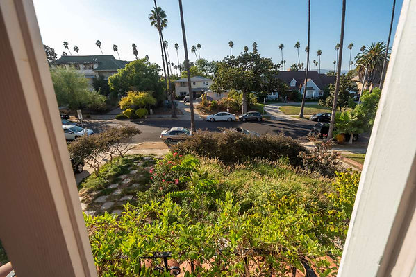 12961 view 1 12961 view 1