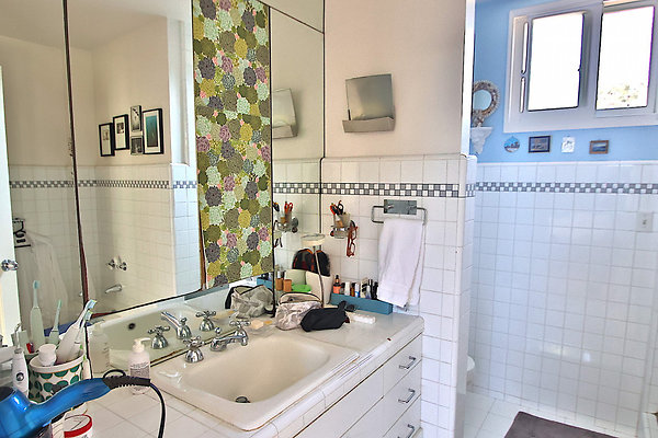 UNIVERSAL-CW083-MRV-48