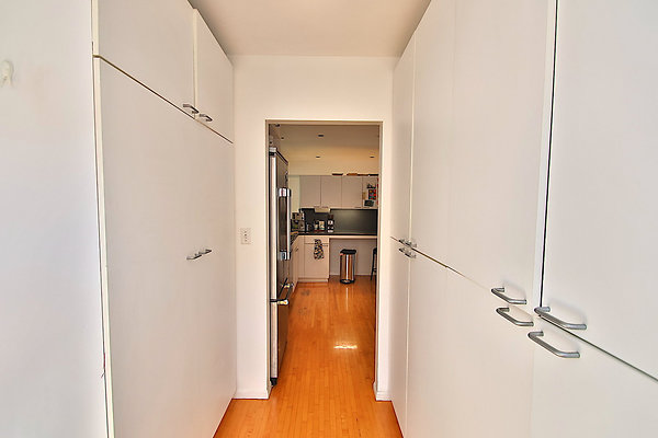 UNIVERSAL-CW083-MRV-35