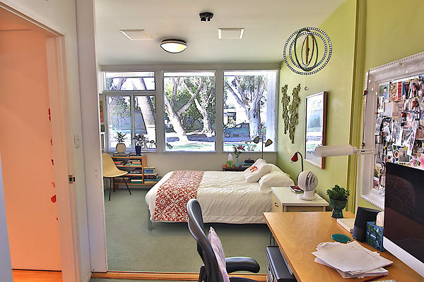 UNIVERSAL-CW083-MRV-57