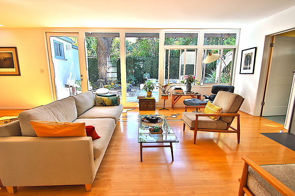 UNIVERSAL-CW083-MRV-25