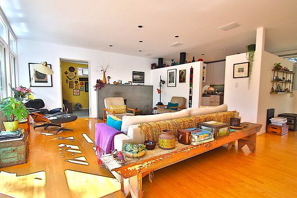 UNIVERSAL-CW083-MRV-27