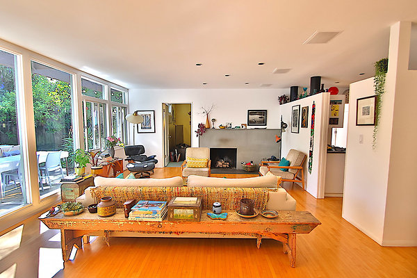 UNIVERSAL-CW083-MRV-19