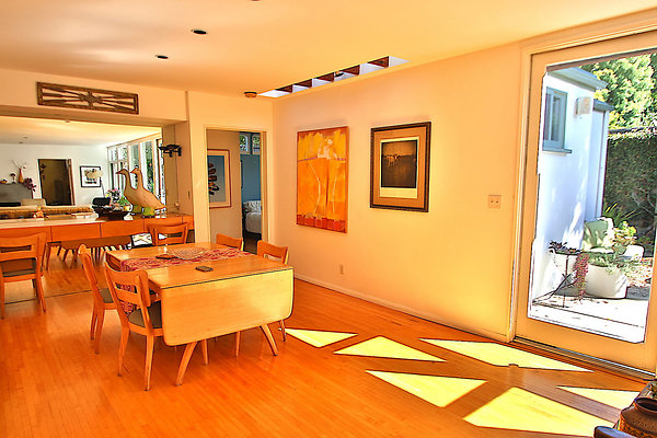 UNIVERSAL-CW083-MRV-39